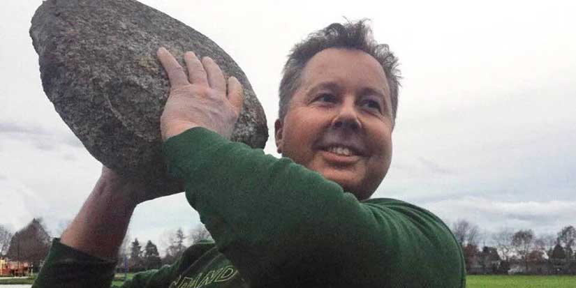 Cranston sets weight throw record