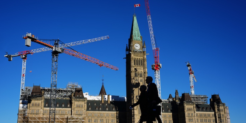 Peace Tower to be covered with Canadian steel scaffolding as renovations continue