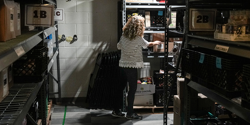 Conservatives press Liberals on cost of living as reports show food bank use soaring