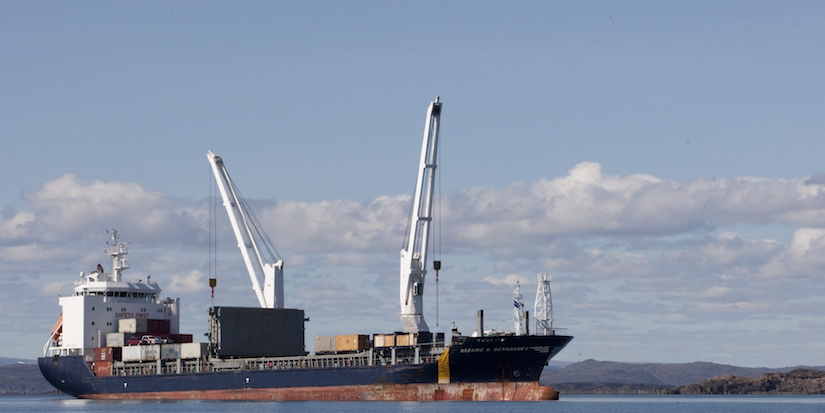 3 Canadians back home after being stuck aboard ship in Persian Gulf