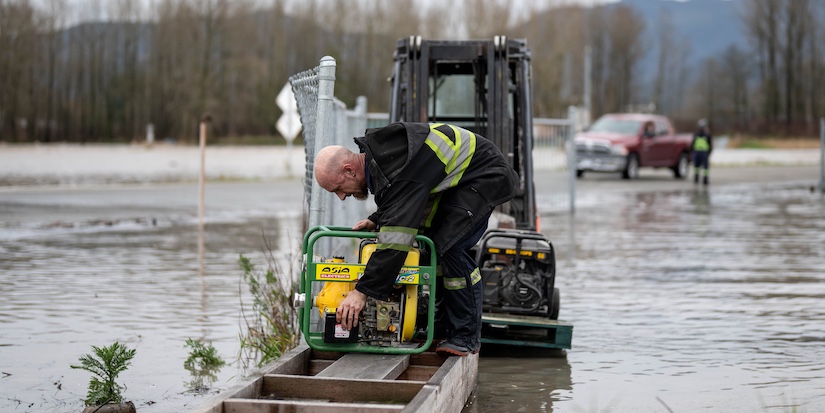 Fraser Valley flood cleanup begins, as latest blast of rain swells B.C. rivers