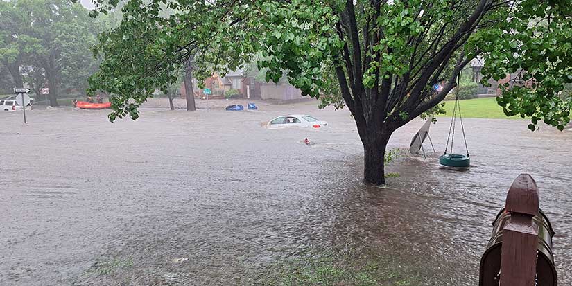 1 dead after severe weather tears through central US, including flooding in Texas and Kansas